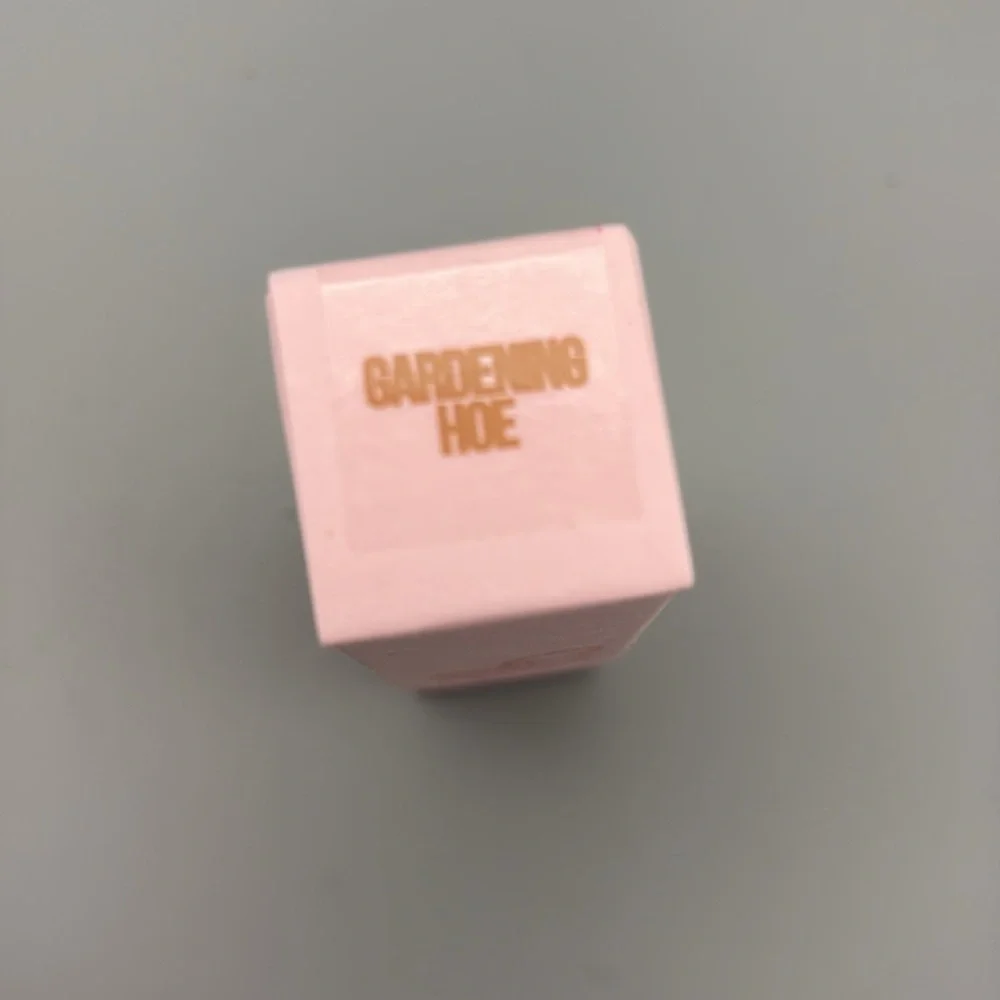 Jeffree Star Velvet Trap Gardening H.O.E. Nude Matte Lipstick new in box